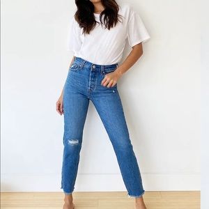 Levi’s Wedgie Jean Size 29